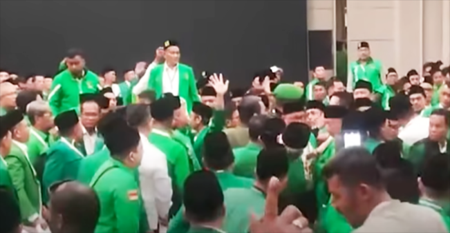 Muktamar PPP Ricuh, Plt Ketum Mardiono Diteriaki dan Diminta Turun oleh Peserta Saat Pidato
